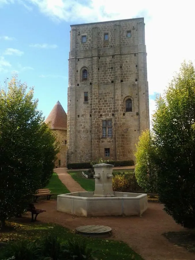 Holiday home Les Calaubys Villa Huriel France